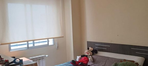 Apartamento de 3 dormitorios en Palencia, Spain No. 110084 2