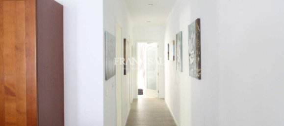 Квартира с 2 спальнями в Сент-Джулианс, Мальта № 10673 8