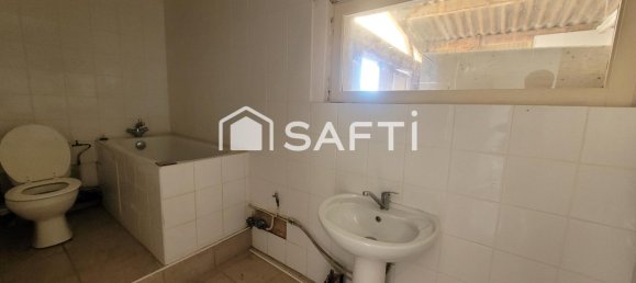 Edifício de 1 divisão em Descartes, France N.º 272973 10