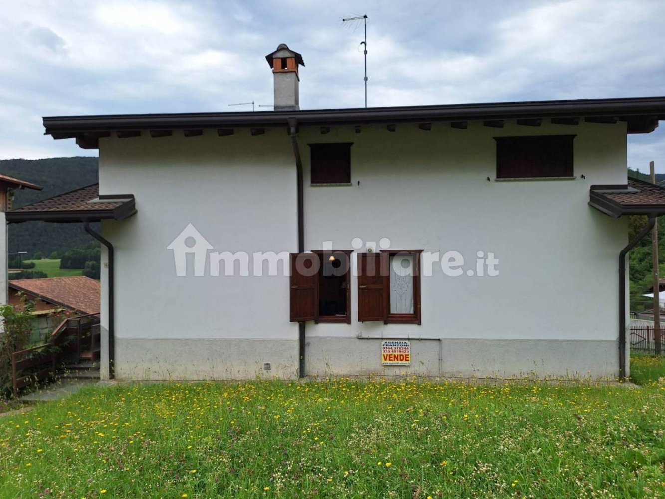 3 bedrooms Apartment in Borno, Italy No. 257459