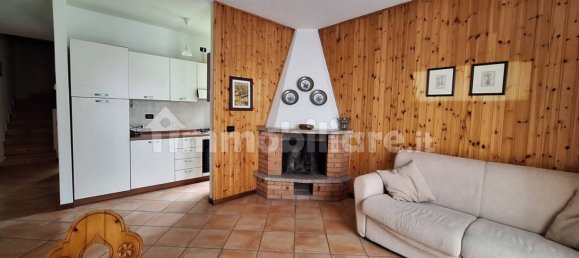 3 bedrooms Apartment in Borno, Italy No. 257459 4
