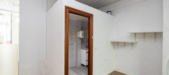 44m² Commercial property in Granada, Spain No. 166657 5