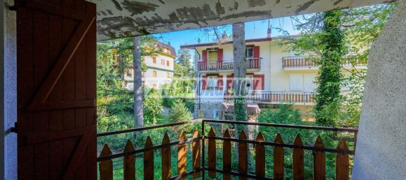 4 Schlafzimmer Doppelhaus in Serramazzoni, Italy, Nr. 372787 20