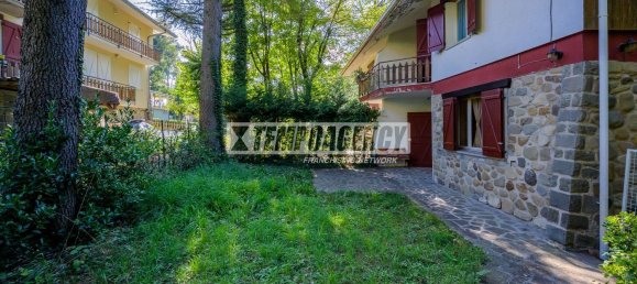 4 Schlafzimmer Doppelhaus in Serramazzoni, Italy, Nr. 372787 38