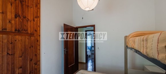 4 Schlafzimmer Doppelhaus in Serramazzoni, Italy, Nr. 372787 23