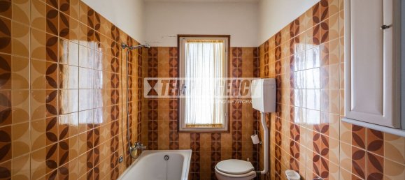 4 Schlafzimmer Doppelhaus in Serramazzoni, Italy, Nr. 372787 28