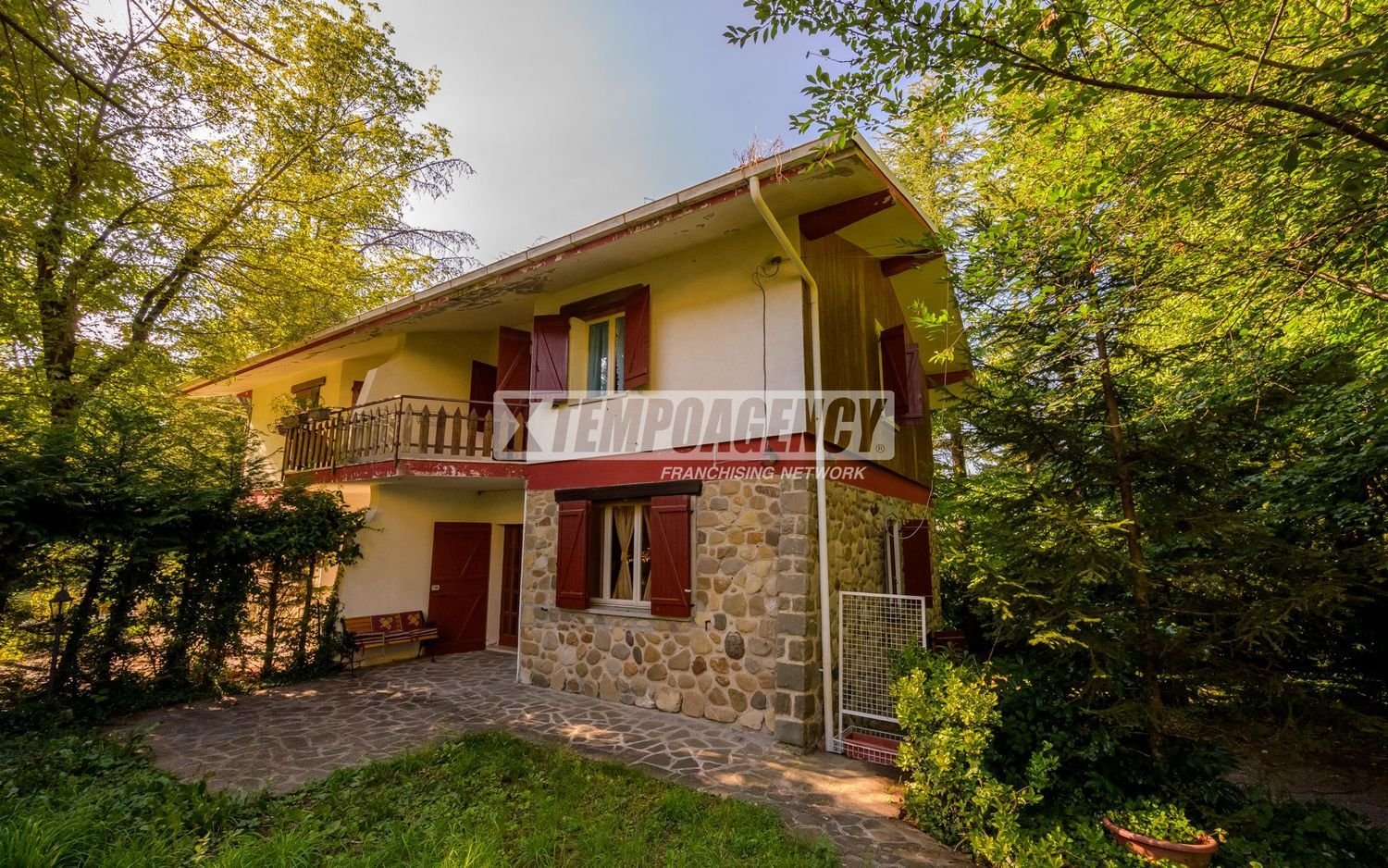 4 Schlafzimmer Doppelhaus in Serramazzoni, Italy, Nr. 372787