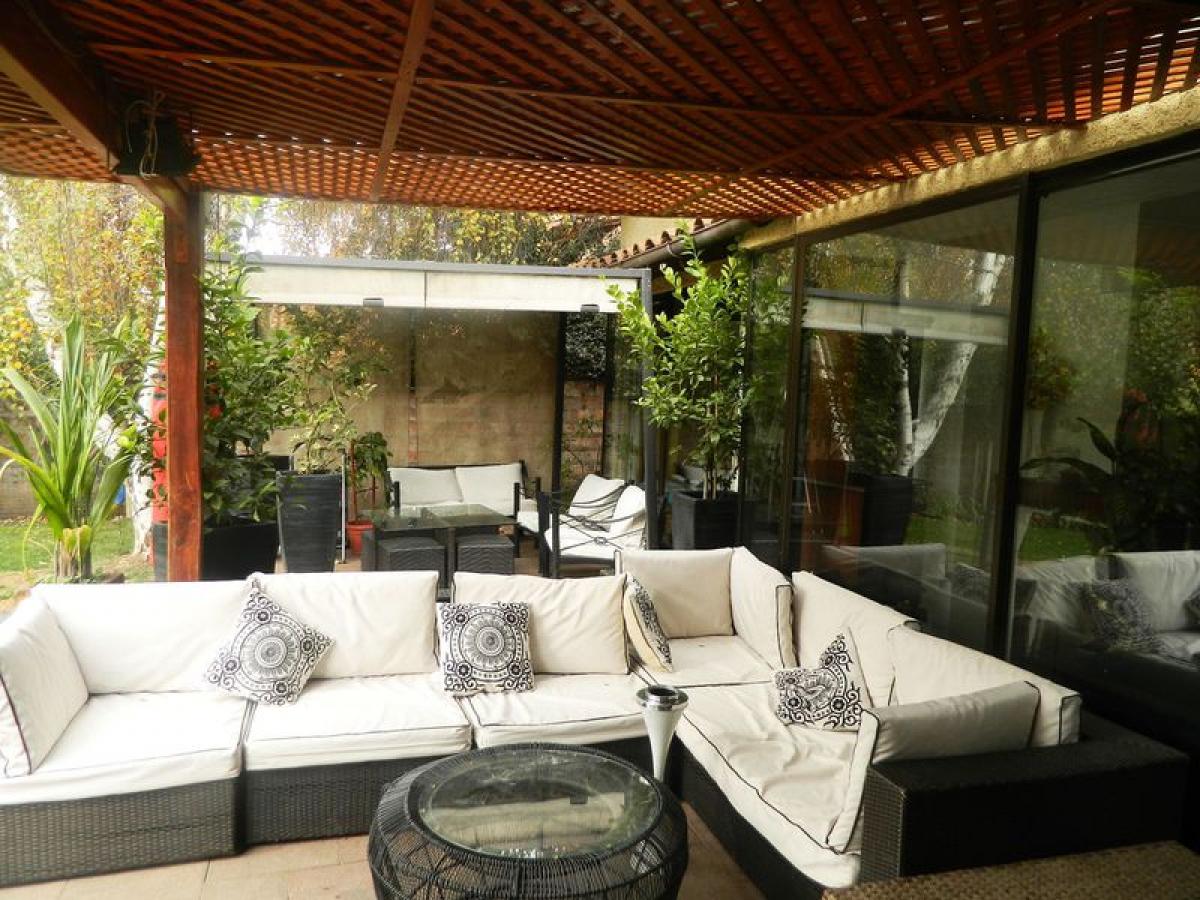 6 bedrooms House in Santiago, Chile No. 3794