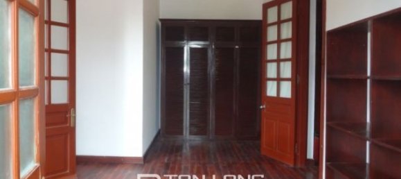 4 غرف نوم فيلا في Tay Ho, Vietnam رقم 2668 15