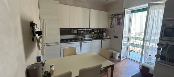 Квартира с 2 спальнями в Неаполь, Италия № 336350 13