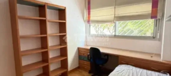 4 bedrooms Apartment in Madrid, Spain No. 133691 16