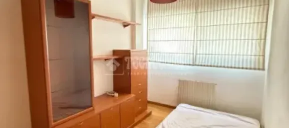 4 bedrooms Apartment in Madrid, Spain No. 133691 19