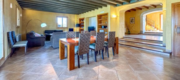 4 bedrooms House in Sineu, Spain No. 41571 3