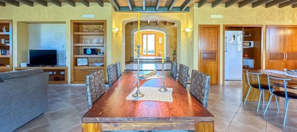 4 bedrooms House in Sineu, Spain No. 41571 2