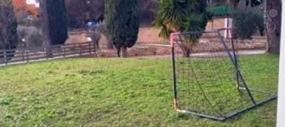 Villa de 4 habitaciónes en Castelnuovo di Porto, Italy No. 44113 27