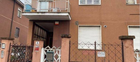 Apartamento de 2 dormitorios en Settimo Milanese, Italy No. 4609 3