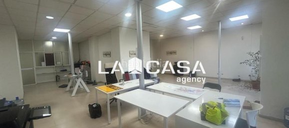 Bureau à Cadiz, Spain 130m² No. 140235 5