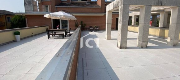 3 bedrooms Penthouse in Pescantina, Italy No. 272898 10