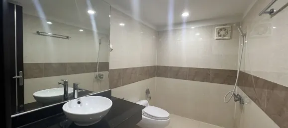 5 chambres house à louer à Thu Duc, Ho Chi Minh, Vietnam № 75233 7