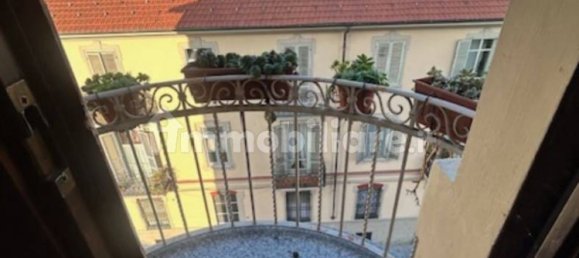 2 Schlafzimmer Wohnung in Turin, Italy, Nr. 259792 30