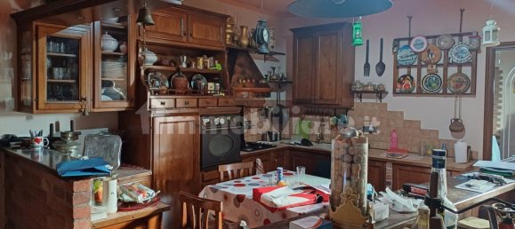 2 Schlafzimmer Wohnung in Turin, Italy, Nr. 259792 10