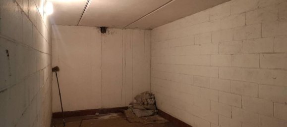 مرآب في Cologno Monzese, Italy 16متر مربع رقم 27268 4