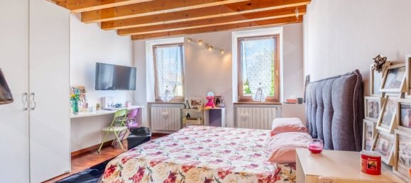 5-salle Maison à Verona, Italy No. 27938 2