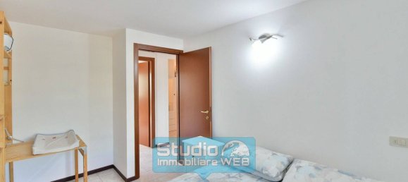 1 Schlafzimmer Wohnung in Mariano Comense, Italy, Nr. 374311 16