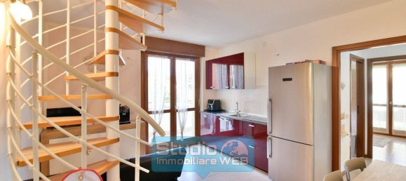 1 Schlafzimmer Wohnung in Mariano Comense, Italy, Nr. 374311 4