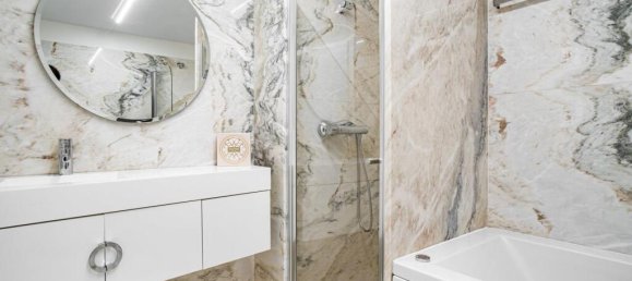 5 bedrooms Villa in Porto, Portugal No. 224778 24