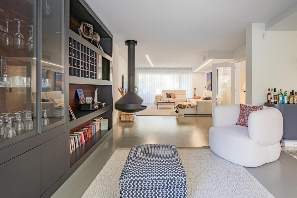 5 bedrooms Villa in Porto, Portugal No. 224778