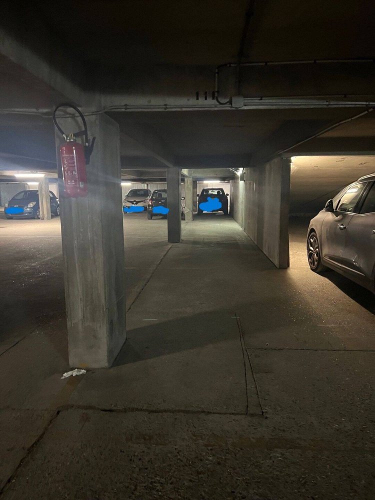 12m² Parking in Issy-les-Moulineaux, France No. 329371