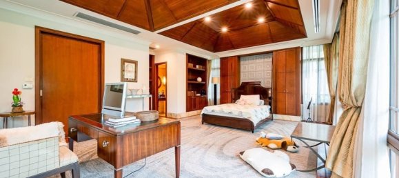 Villa de 5 dormitorios en Phra Khanong, Thailand No. 62716 5