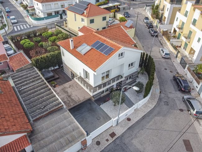 5 bedrooms House in Oeiras, Portugal No. 45762