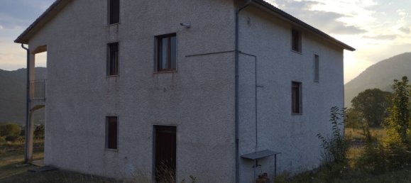 Villa de 6 divisões em Lauria, Italy N.º 31891 6