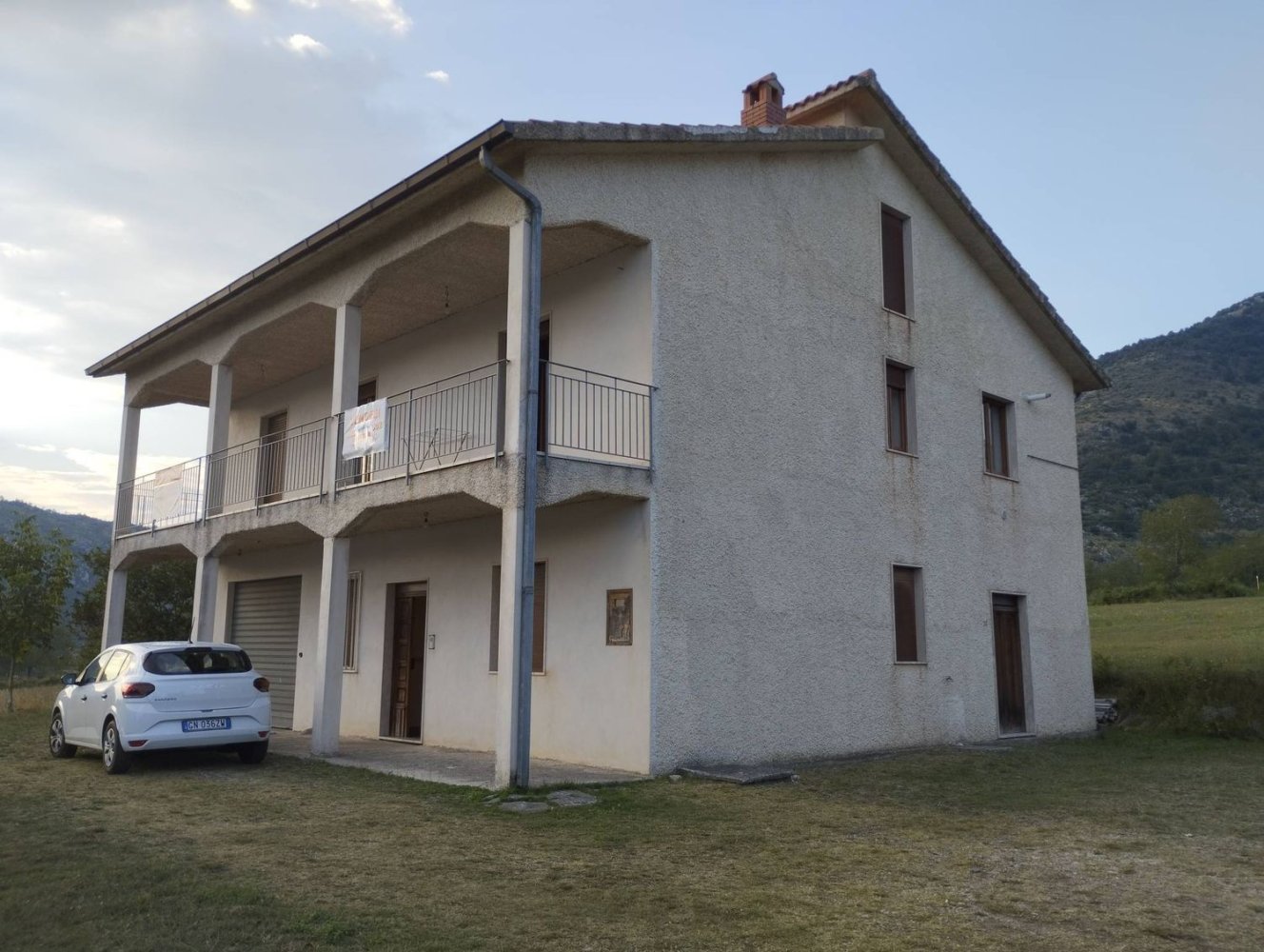 Villa de 6 divisões em Lauria, Italy N.º 31891