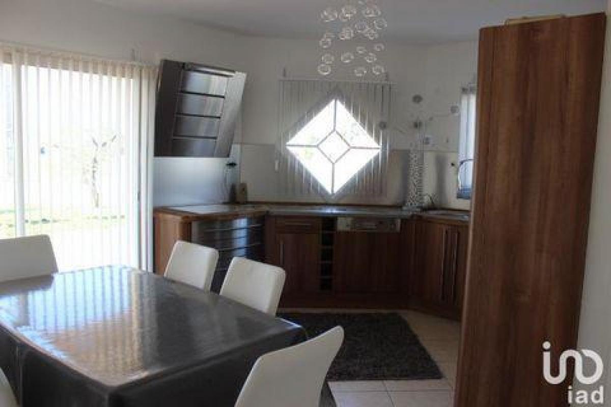 Дом с 3 спальнями в Бержерак, Франция № 8090