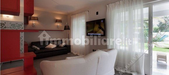 4 bedrooms Villa in Forte dei Marmi, Italy No. 82169 30