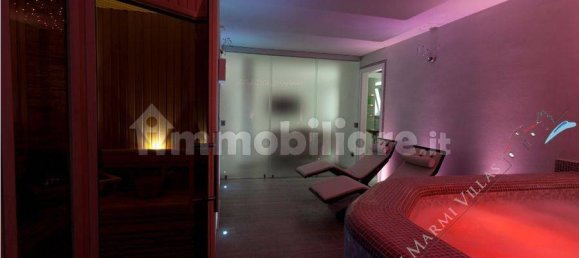 4 bedrooms Villa in Forte dei Marmi, Italy No. 82169 12
