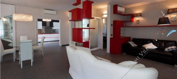 4 bedrooms Villa in Forte dei Marmi, Italy No. 82169 32