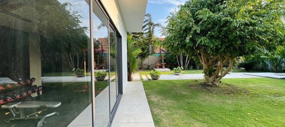 4 chambres Villa à Pattaya, Thailand No. 60163 28