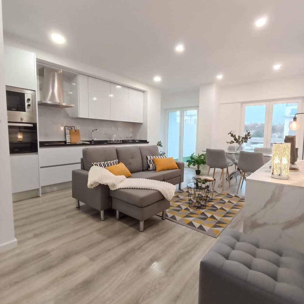 3 bedrooms Apartment in Lisbon, Portugal No. 314256