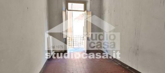 Квартира с 4 комнатами в Кремона, Италия № 297787 4