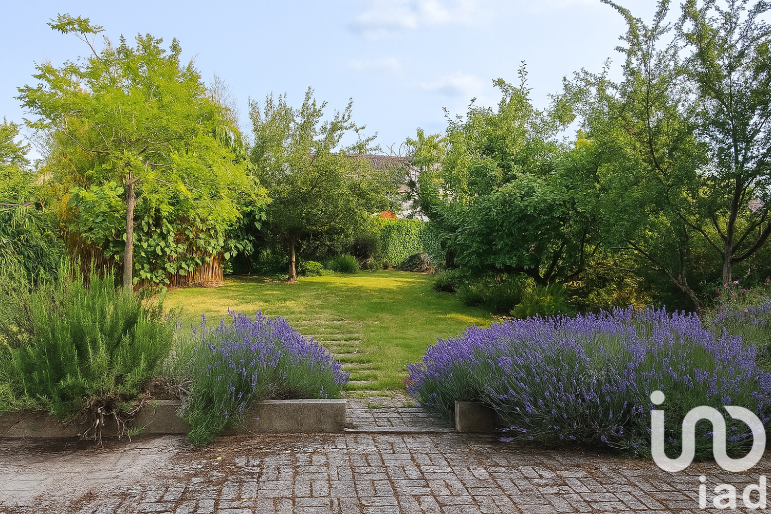 5 chambres Maison à Châlons-en-Champagne, France No. 327603