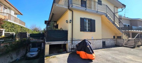 3-salle Appartement à Fiano Romano, Italy No. 35957 3