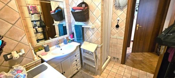 3-salle Appartement à Fiano Romano, Italy No. 35957 29