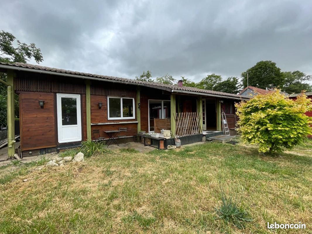 2 bedrooms House in Nargis, France No. 81921