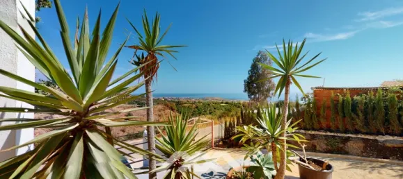 6 bedrooms House in Almayate Bajo, Spain No. 62376 2