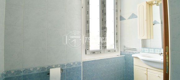 3-salle Appartement à San Benedetto del Tronto, Italy No. 157782 14