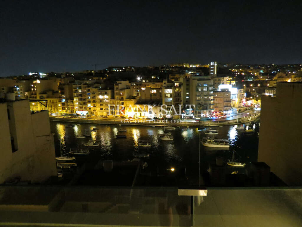 Ático de 2 dormitorios en Saint Julian's, Malta No. 3495